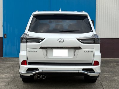 2021 Lexus LX — фото 6