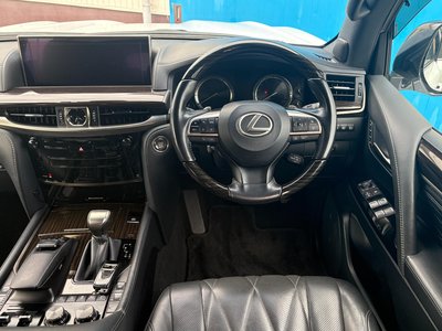 2021 Lexus LX — фото 7