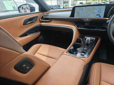 صورة مصغرة 16 لـ 2024 Toyota CROWN SPORT