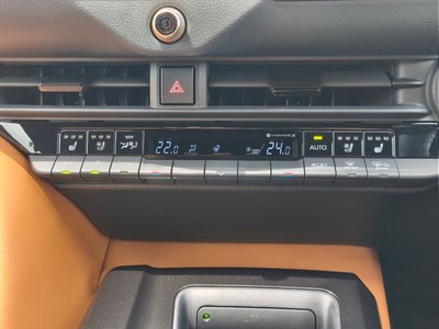 صورة مصغرة 25 لـ 2024 Toyota CROWN SPORT