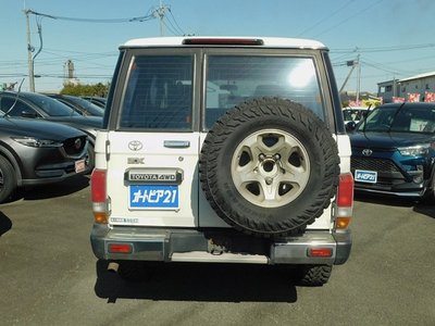 TOYOTA LAND CRUISER 70 - 4
