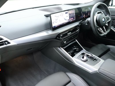 2025 BMW 3 SERIES thumbnail 36
