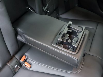 2025 BMW 3 SERIES thumbnail 40