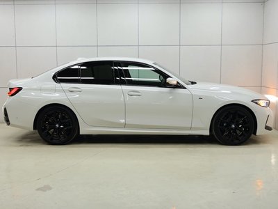 2025 BMW 3 SERIES 照片 8