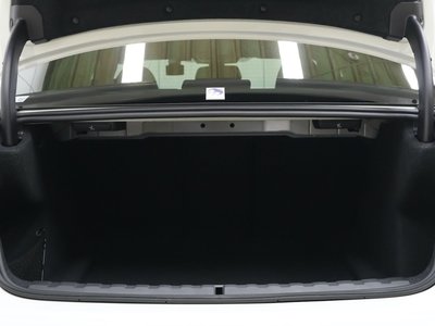 2025 BMW 3 SERIES thumbnail 12