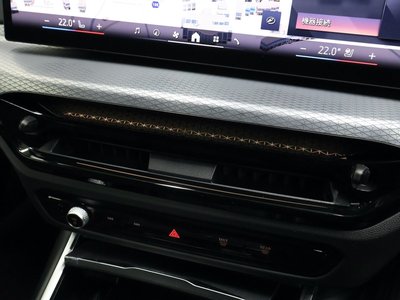 2025 BMW 3 SERIES thumbnail 57