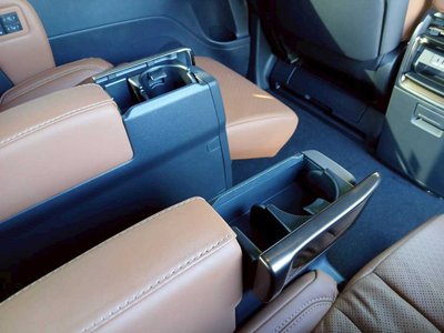 2025 Toyota VELLFIRE — миниатюра 39
