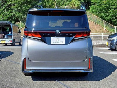 صورة 6 لـ 2025 Toyota VELLFIRE
