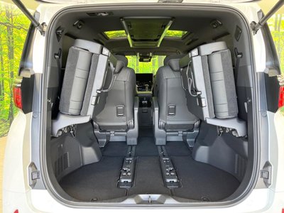 صورة مصغرة 11 لـ 2025 Toyota ALPHARD