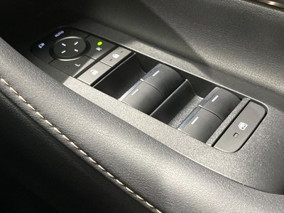 صورة مصغرة 32 لـ 2025 Toyota ALPHARD