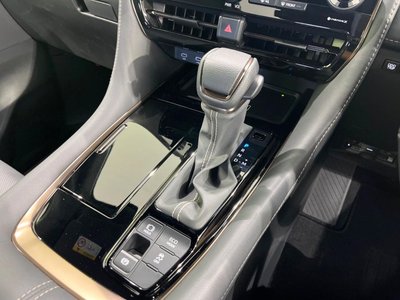 صورة مصغرة 24 لـ 2025 Toyota ALPHARD