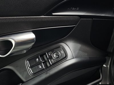صورة مصغرة 24 لـ 2020 Porsche 718