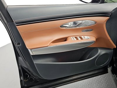 2022 Genesis GV70 thumbnail 14