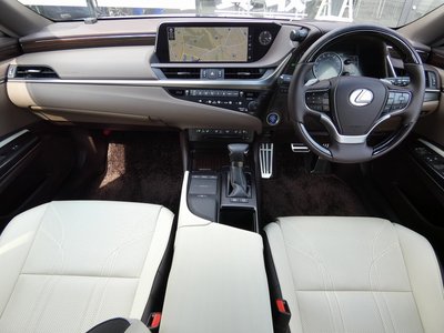 2019 Lexus ES 照片 3