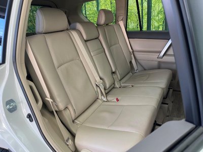 TOYOTA LAND CRUISER PRADO - 10