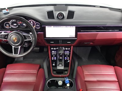 صورة 5 لـ 2021 Porsche CAYENNE