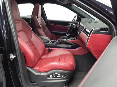 صورة مصغرة 11 لـ 2021 Porsche CAYENNE