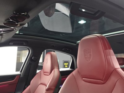 صورة مصغرة 17 لـ 2021 Porsche CAYENNE