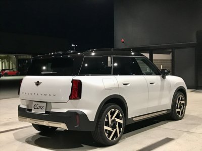 MINI MINI COUNTRYMAN - 8