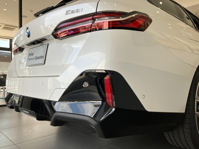 2025 BMW 5 SERIES TOURING — миниатюра 70