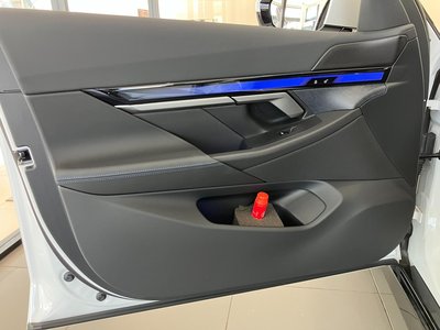 2025 BMW 5 SERIES TOURING — миниатюра 57