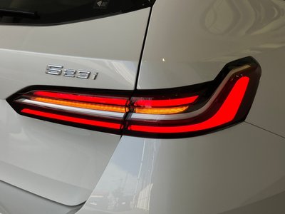 2025 BMW 5 SERIES TOURING — миниатюра 64
