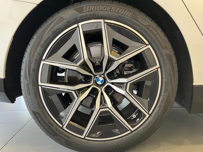 2025 BMW 5 SERIES TOURING — миниатюра 40
