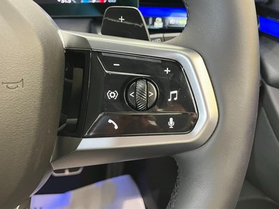 2025 BMW 5 SERIES TOURING — миниатюра 25