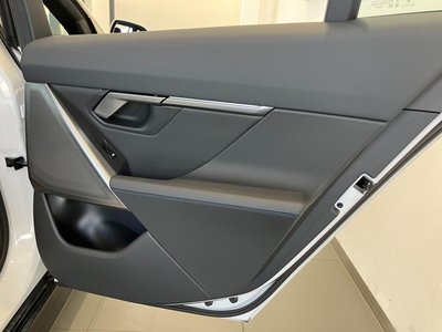 2025 BMW 5 SERIES TOURING — миниатюра 56