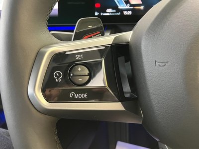 2025 BMW 5 SERIES TOURING — миниатюра 24