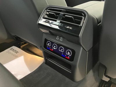 2025 BMW 5 SERIES TOURING — миниатюра 52
