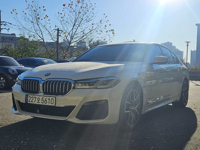 BMW 5 SERIES - 1