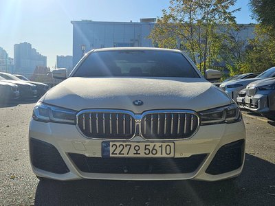 BMW 5 SERIES - 2