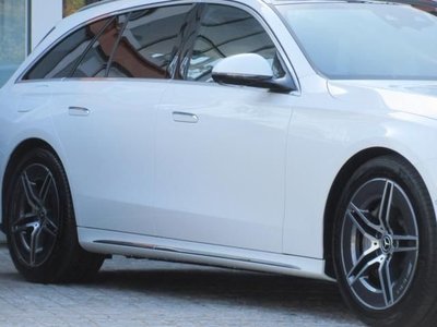 MERCEDES-BENZ E-CLASS - 4