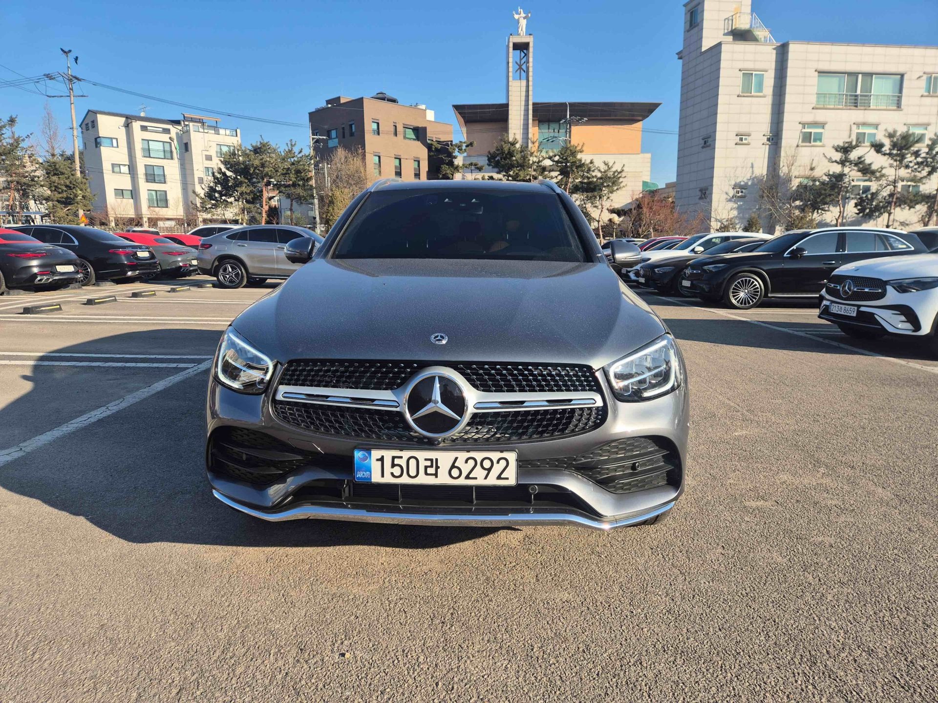 MERCEDES-BENZ GLC - View 1