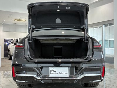 2025 BMW I7 — миниатюра 50