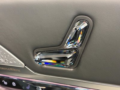 2025 BMW I7 — миниатюра 12