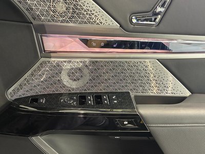 2025 BMW I7 — миниатюра 42