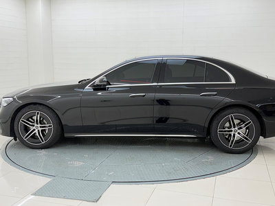 MERCEDES-BENZ E-CLASS - 5