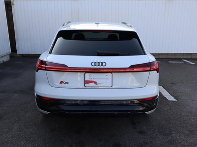 AUDI Q8 E-TRON - 6