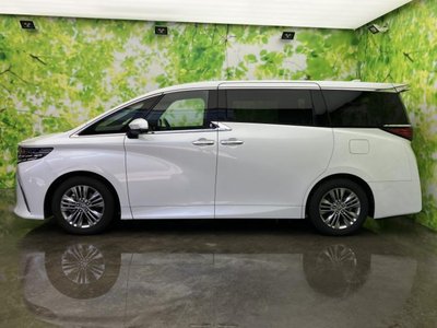 2025 TOYOTA ALPHARD — фото 2