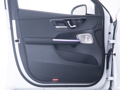 صورة مصغرة 68 لـ 2024 Mercedes-BENZ GLC