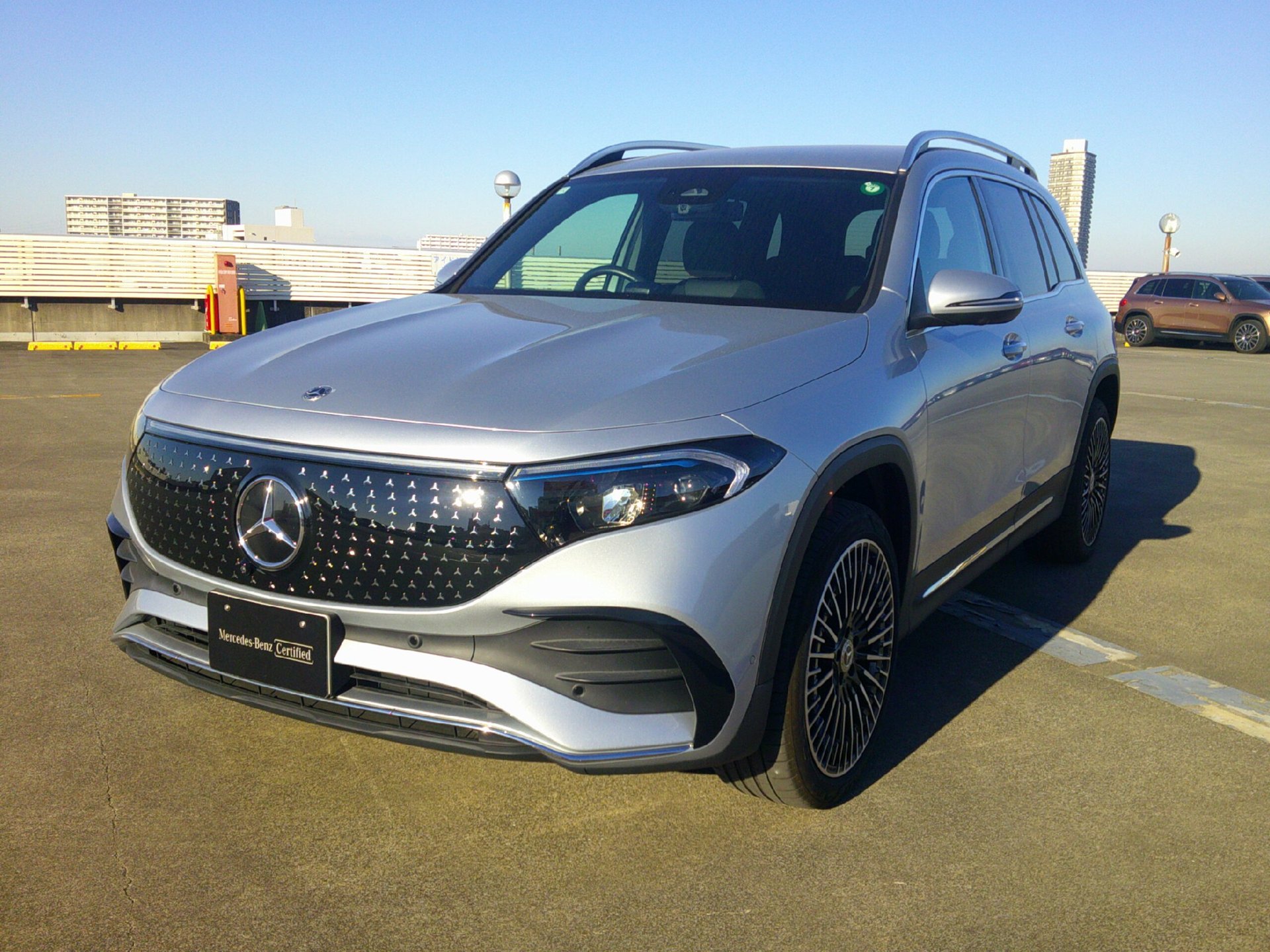 MERCEDES-BENZ EQB - View 1