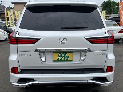 2016 Lexus LX 照片 9