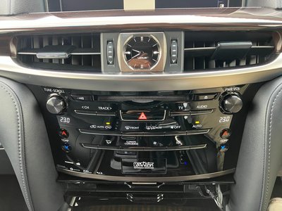 صورة مصغرة 34 لـ 2016 Lexus LX