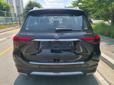 2026 Mercedes-BENZ GLE 照片 4