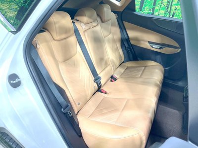 2022 Lexus NX — миниатюра 11
