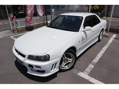 2001 Nissan SKYLINE 照片 1