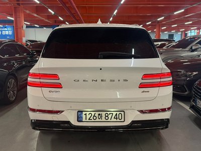 2022 Genesis GV80 photo 3