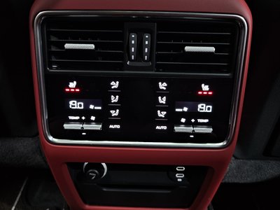 صورة مصغرة 33 لـ 2021 Porsche CAYENNE